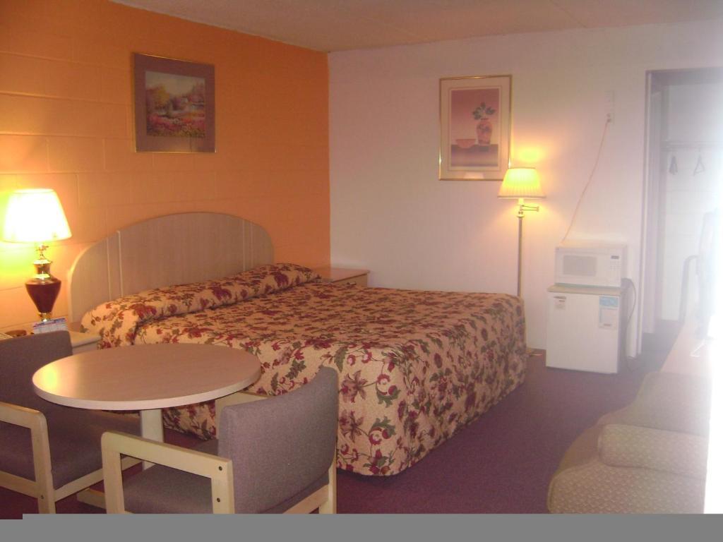 Red Carpet Inn Ром Номер фото